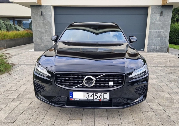 Volvo V60 cena 229000 przebieg: 109000, rok produkcji 2021 z Kisielice małe 232